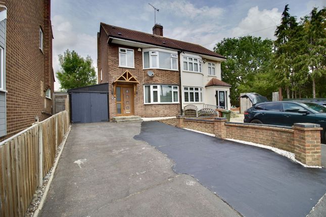 Craven Gardens, Romford RM3 3 bed semi