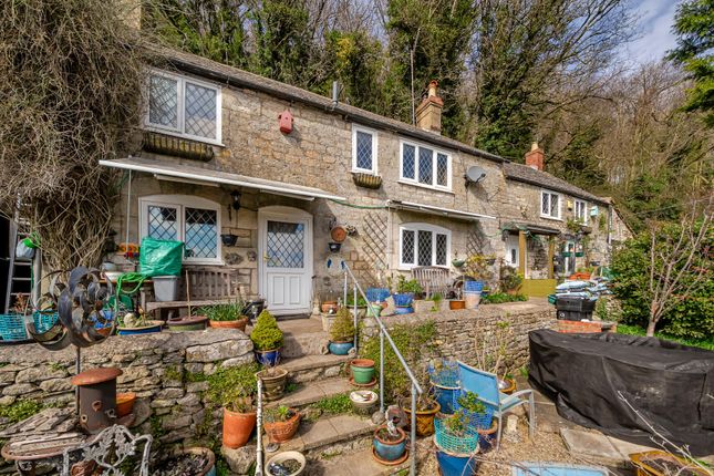 The Close, Stroud GL6 3 bed cottage for sale