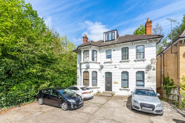 Longton Avenue, Sydenham, London, SE26 2 bed apartment for sale