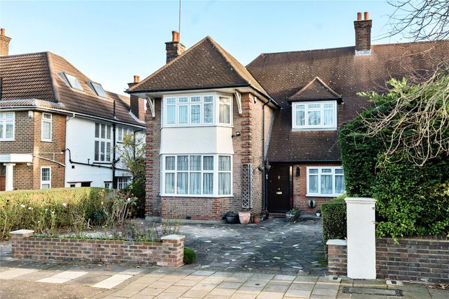 5 bedroom semi-detached house for sale