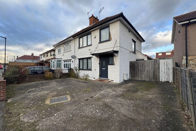 Victoria Gardens, Hounslow, TW5 3 bed semi