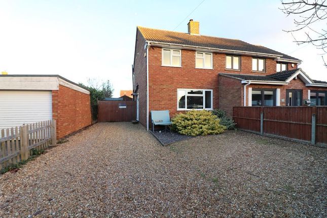 2 bedroom semi-detached house for sale