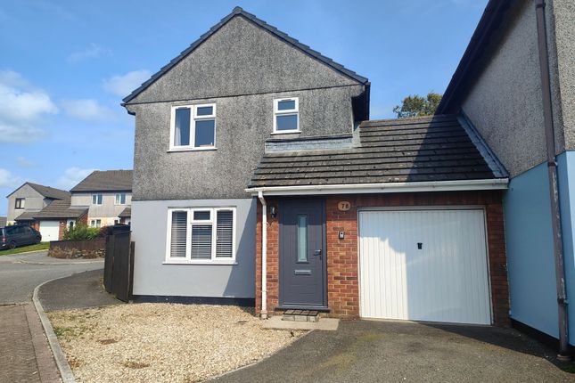 3 bedroom link detached house for sale