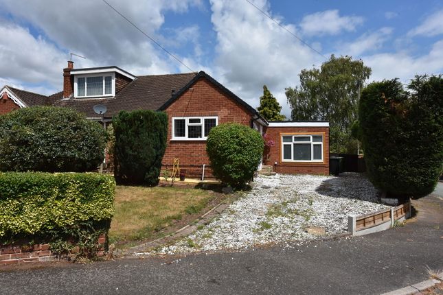 Summerfield Avenue, Kingswinford DY6 3 bed semi