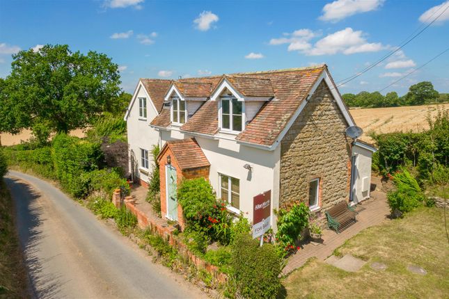 Acton Beauchamp, Worcester 3 bed detached house for sale