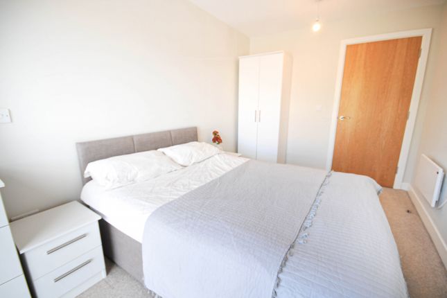 1 bed flat
