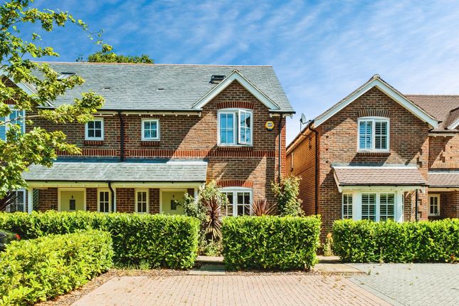 4 bedroom semi-detached house for sale