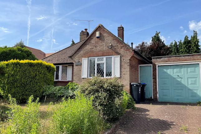 Woking GU22 3 bed detached house for sale