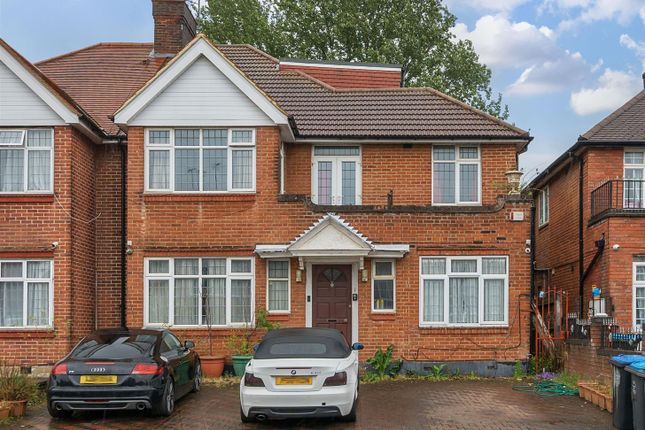 6 bedroom house for sale