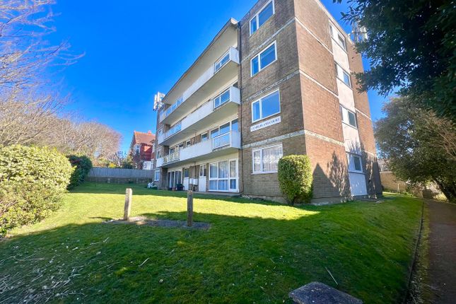 3 bedroom ground floor flat for sale