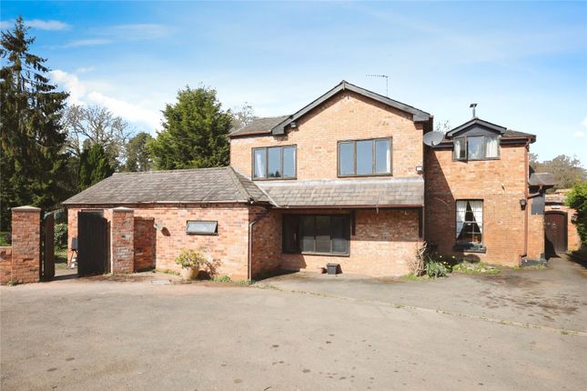 6 bedroom detached house for sale