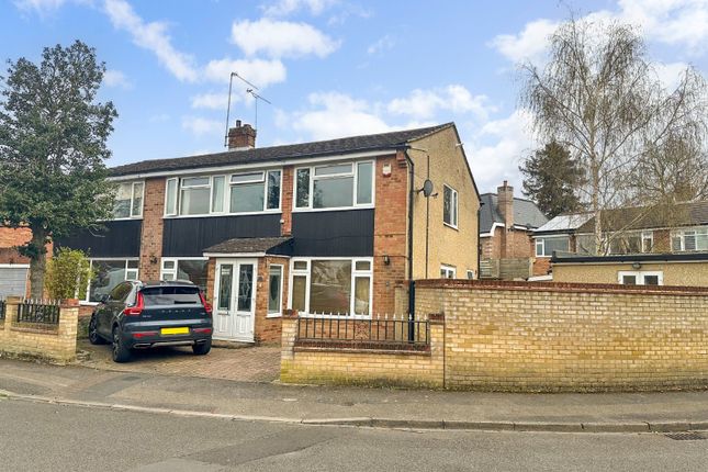 Firs Avenue, Windsor, Berkshire, SL4 5 bed semi