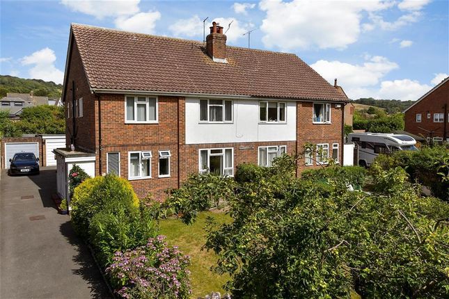 2 bedroom maisonette for sale