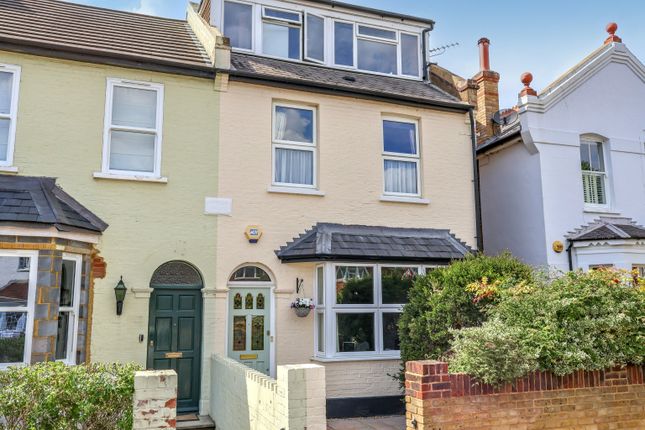 4 bedroom semi-detached house for sale