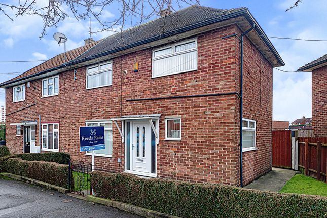 Nestor Grove, East Yorkshire HU9 2 bed semi