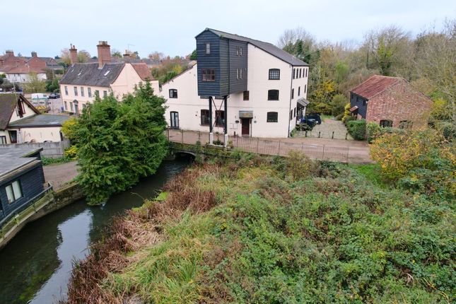 4 bed town house