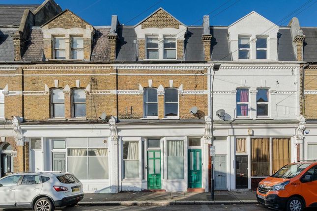 Filmer Road, London SW6 3 bed flat for sale