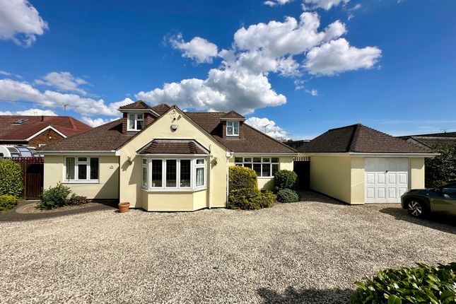Kennel Lane, Billericay CM11 4 bed chalet for sale