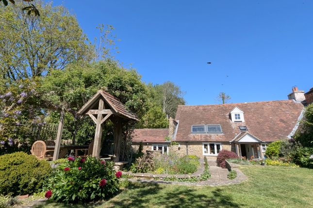 Bruton, Somerset, BA10 3 bed property for sale