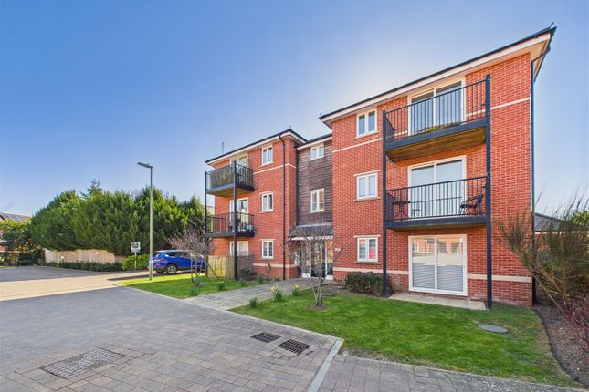 Sable Close, Locks Heath, Southampton 1 bed apartment for sale