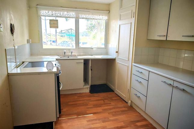 Lumsden Road, Southsea, Hampshire 3 bed ground floor maisonette for sale