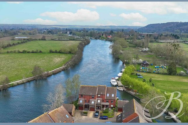 Temple Mill Island, Marlow, SL7 3 bed end of terrace house for sale