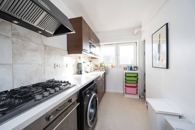 3 bed flat