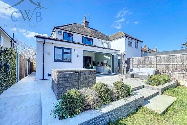 3 bedroom semi-detached house for sale