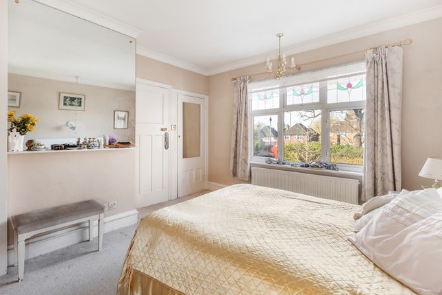 4 bed detached house