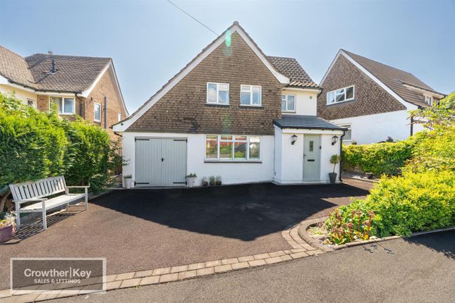 Ecclesbourne Drive, Buxton 3 bed detached house for sale