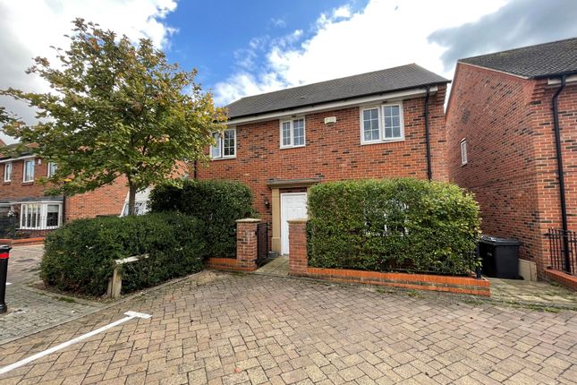 6 bedroom detached house for sale