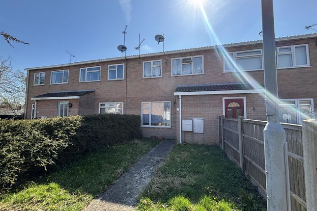 Cypress Way, Gillingham 2 bed terraced house for sale