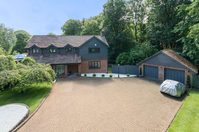 Woodlands End, Plymouth PL6 5 bed detached house for sale