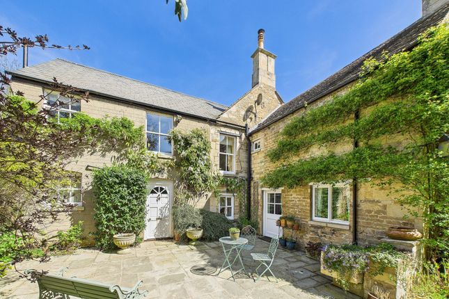 8 High Street, Stamford PE9 5 bed link detached house for sale