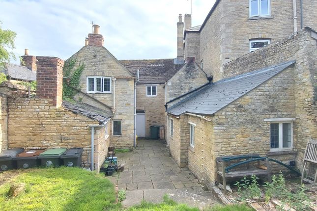 4 bedroom terraced house for sale