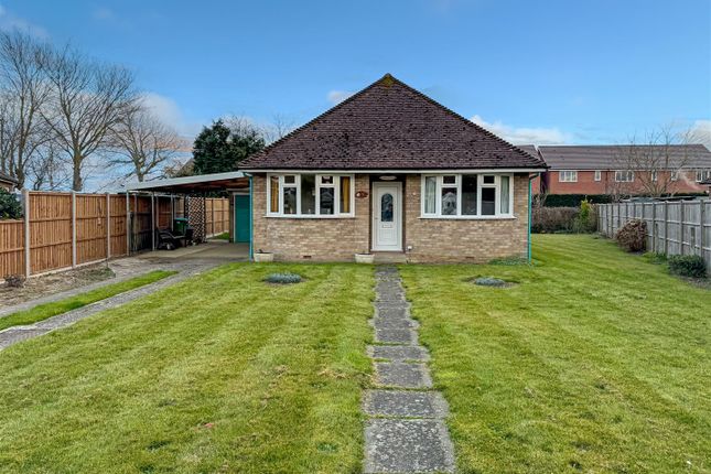 Woodgate Close, Chichester PO20 2 bed detached bungalow for sale