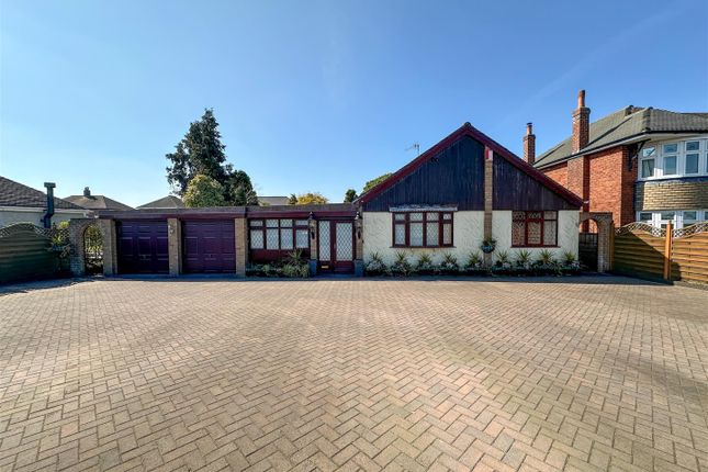Leek Road, Cellarhead, Staffordshire... 3 bed detached bungalow for sale