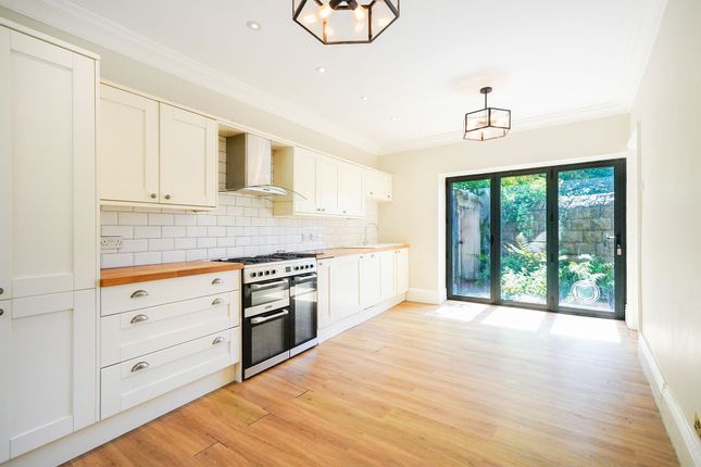 Manchester Road, Sheffield S10 2 bed detached house for sale