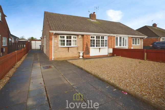 Curzon Avenue, Cleethorpes DN35 3 bed semi