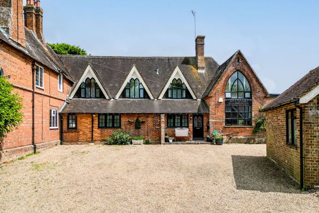 Bodle Street Green, Hailsham, BN27 5 bed link detached house for sale