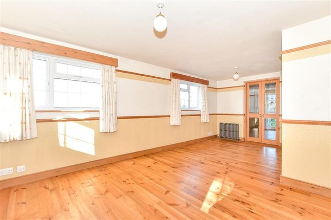 4 bed cottage