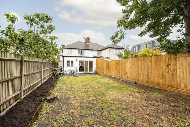 3 bedroom semi-detached house for sale