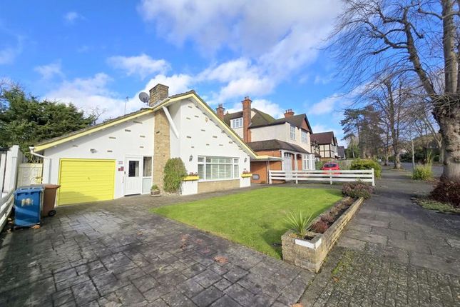Royston Park Road, Hatch End 2 bed bungalow for sale