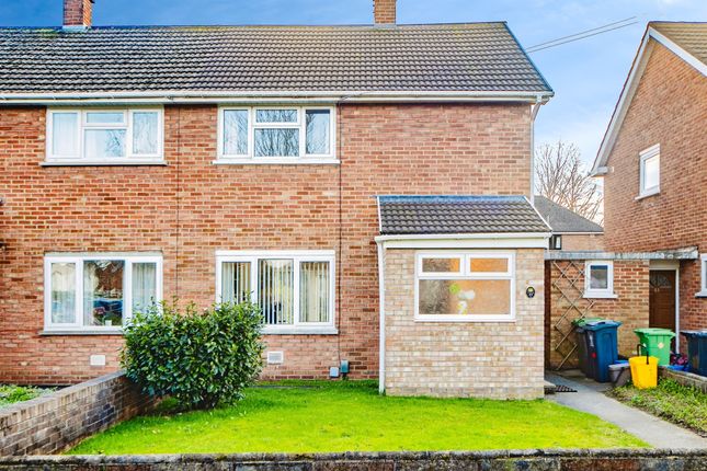 2 bedroom semi-detached house for sale