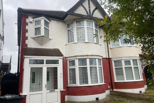 Park View Gardens, Woodford Avenue... 3 bed semi