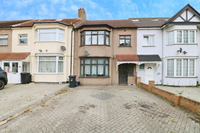 Martley Drive, Ilford IG2 3 bed terraced house for sale