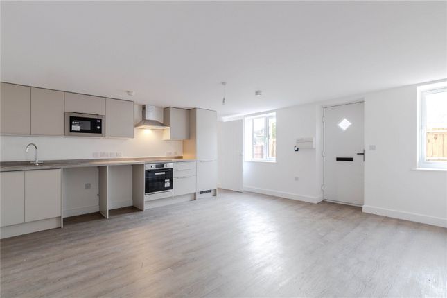 Fleur de Lys, Pucklechurch, BS16 Apartment for sale