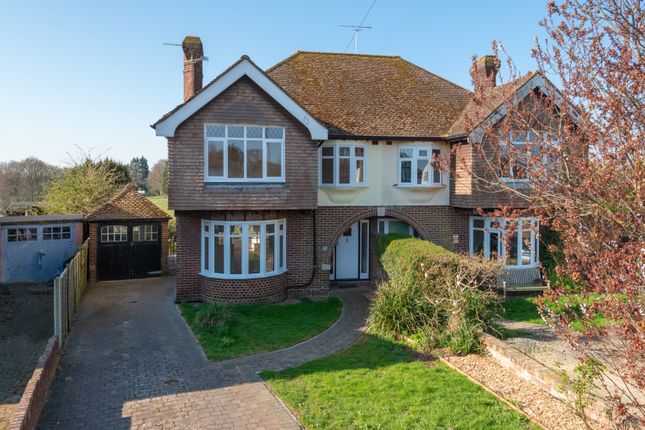 Highfield Close, Canterbury 3 bed semi