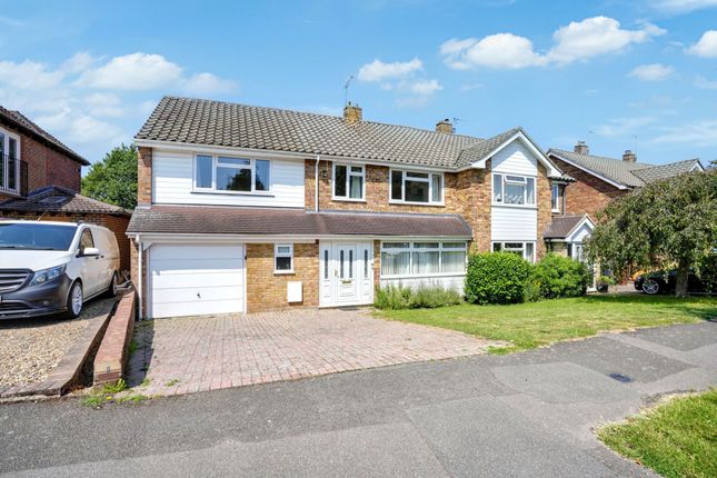 Berwyn Grove, Maidstone, ME15 5 bed semi