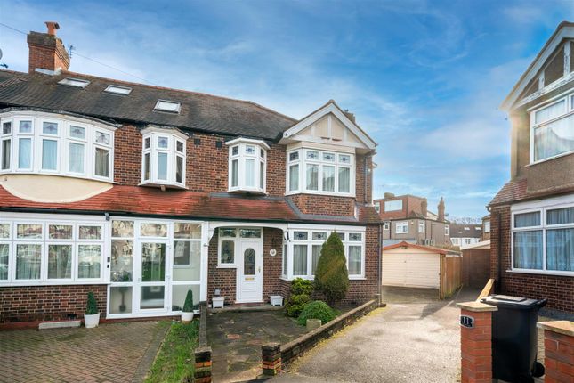 3 bedroom end of terrace house for sale